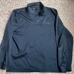 Men’s 1/4 zip Under Armour sweatshirt